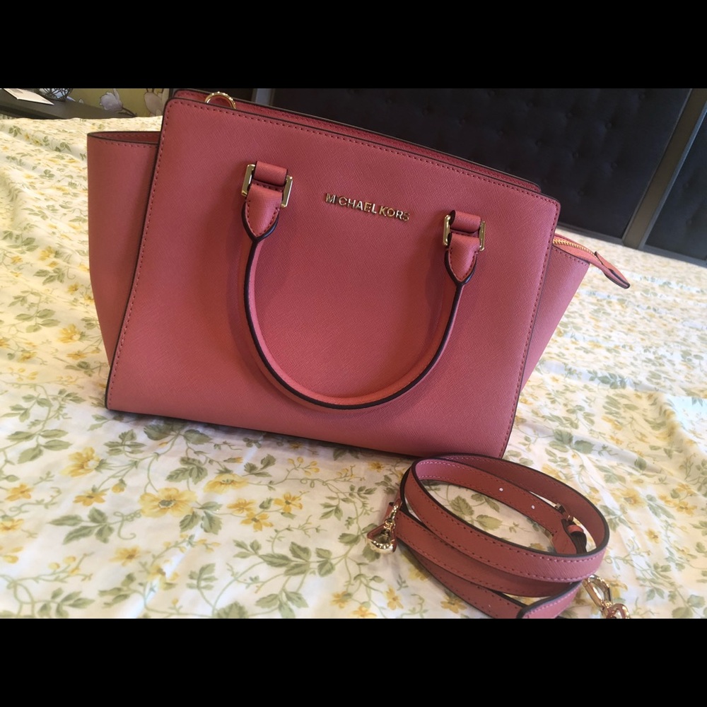 Handbag - Picture 2 of 5